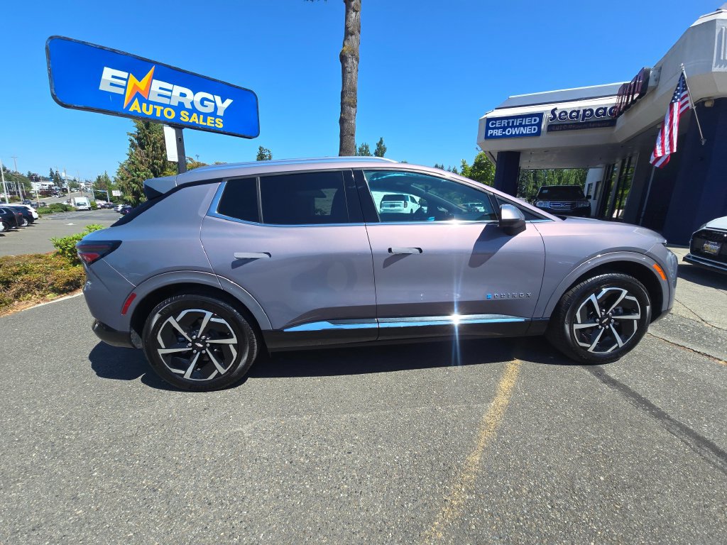 Used 2024 Chevrolet Equinox EV LT AWD/4WD image 8