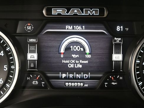Used 2021 RAM 1500 Laramie AWD/4WD image 16