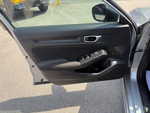 Used 2023 Honda Civic Sport image 23