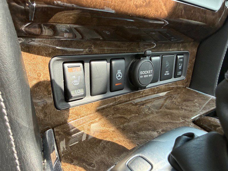 Used 2016 INFINITI QX80 4WD w/ Driver's Assistance Package image 15