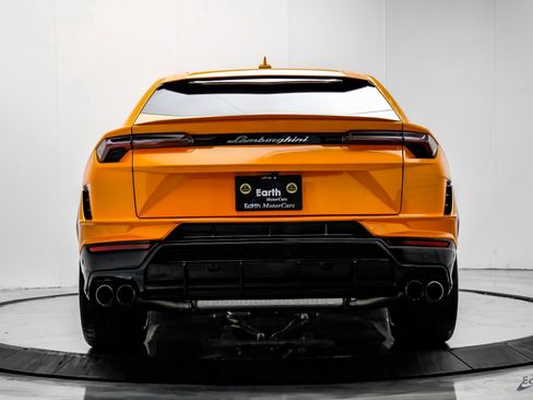 Used 2024 Lamborghini Urus S image 11