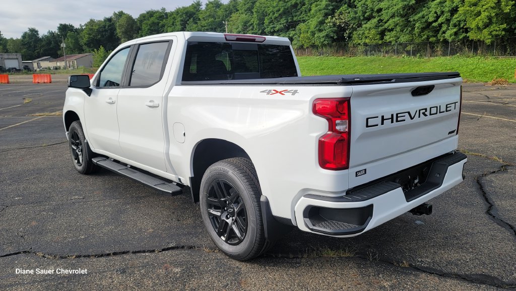 New 2026 Chevrolet Silverado 1500 RST w/ Convenience Package II AWD/4WD image 9