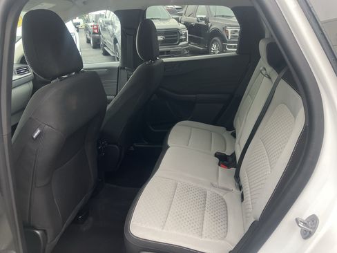 Used 2023 Ford Escape Active AWD/4WD image 15