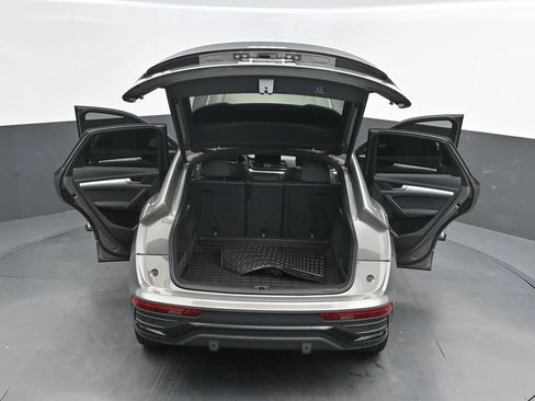 Used 2023 Audi Q5 2.0T Premium Plus AWD/4WD image 48