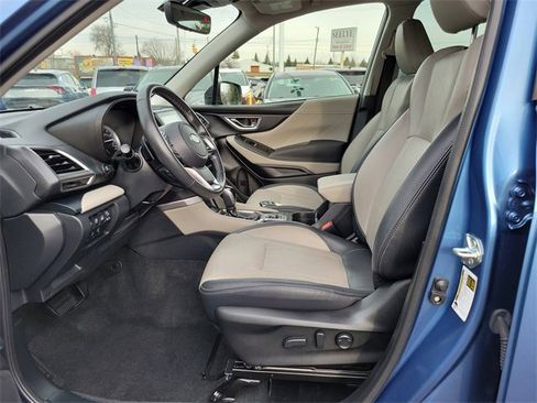 Used 2023 Subaru Forester Limited image 8