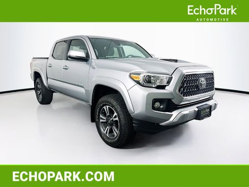 Used 2019 Toyota Tacoma TRD Sport w/ Technology Package image 1