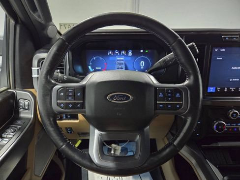 Used 2023 Ford F250 Lariat w/ Chrome Package AWD/4WD image 15