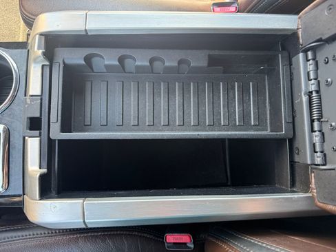 Used 2011 Ford F150 Platinum image 36