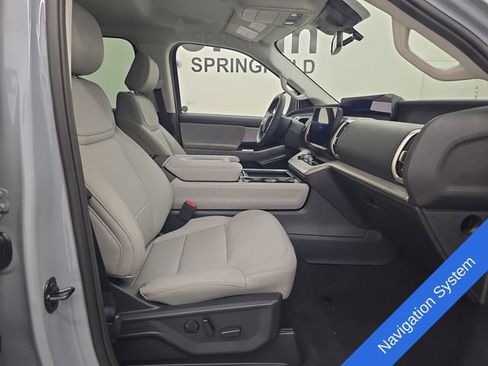 New 2026 Ford Expedition Active AWD/4WD image 10