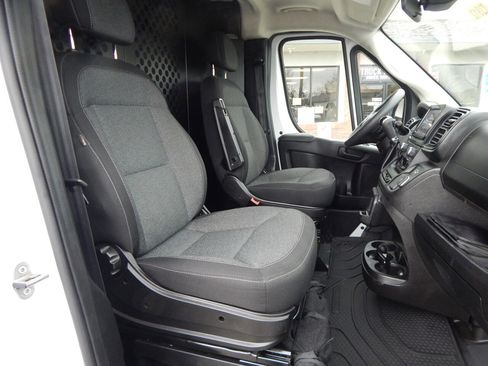Used 2023 RAM ProMaster 2500 image 22