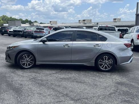Used 2022 Kia Forte GT-Line w/ GT-Line Premium Package FWD image 7