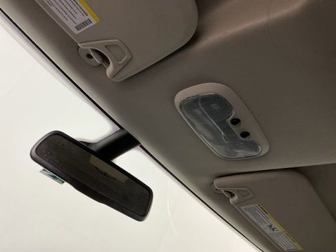 Used 2019 Dodge Journey SE w/ Premium Group image 21