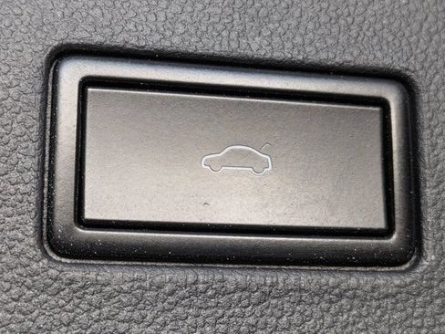 Used 2021 Volkswagen Atlas SEL Premium AWD/4WD image 19