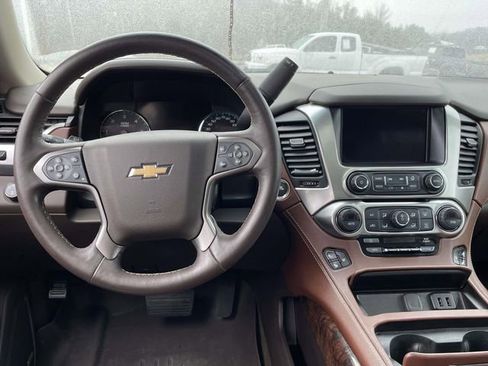 Used 2016 Chevrolet Suburban LTZ image 14