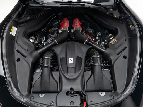 Used 2025 Ferrari Roma Spider RWD image 58