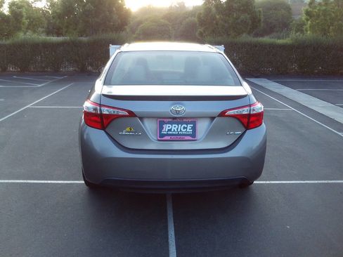 Used 2015 Toyota Corolla LE image 13