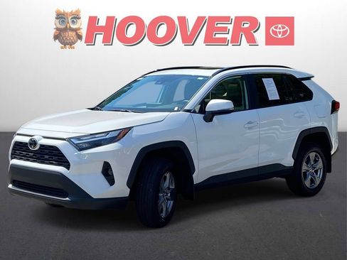 Used 2025 Toyota RAV4 XLE w/ Convenience Package FWD image 6