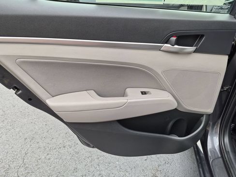 Used 2020 Hyundai Elantra Value Edition FWD image 22