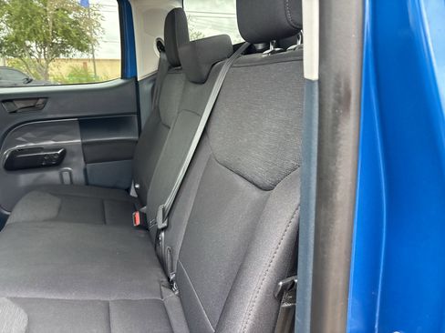 Certified 2025 Ford Maverick XL FWD image 18