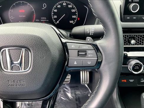 Used 2025 Honda Civic Sport image 19