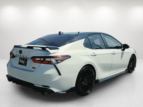 Used 2021 Toyota Camry TRD FWD image 5