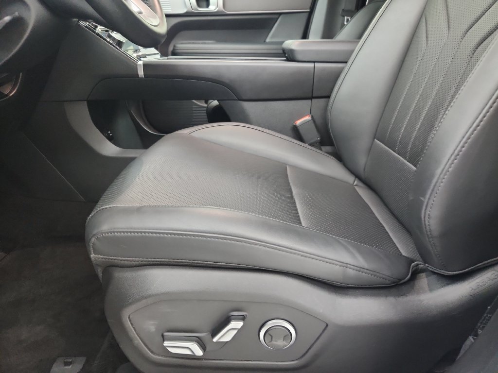 Used 2026 Hyundai Santa Fe SEL FWD image 22