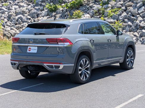 Used 2023 Volkswagen Atlas Cross Sport SEL Premium R-Line AWD/4WD image 7