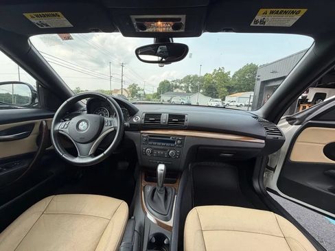 Used 2011 BMW 128i Convertible RWD image 10