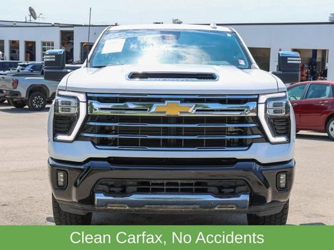 Used 2024 Chevrolet Silverado 2500 LTZ AWD/4WD image 3