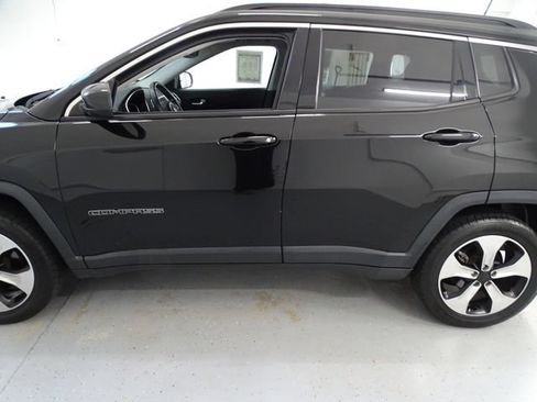 Used 2018 Jeep Compass Latitude w/ Popular Equipment Group AWD/4WD image 20