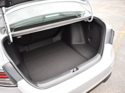 Certified 2025 Honda Accord Touring image 36