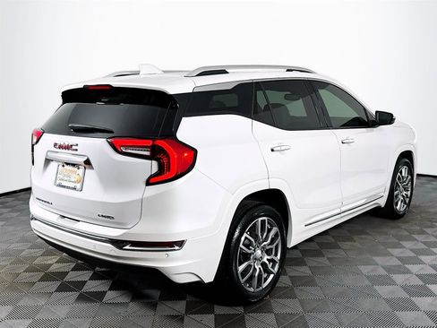 Certified 2022 GMC Terrain Denali image 5