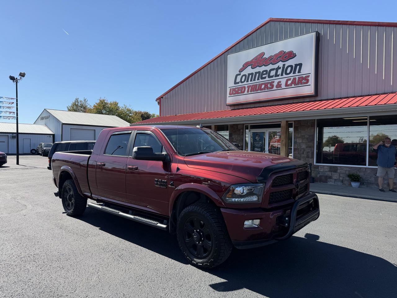 Used 2017 RAM 2500 Laramie w/ Sport Appearance Group AWD/4WD image 2