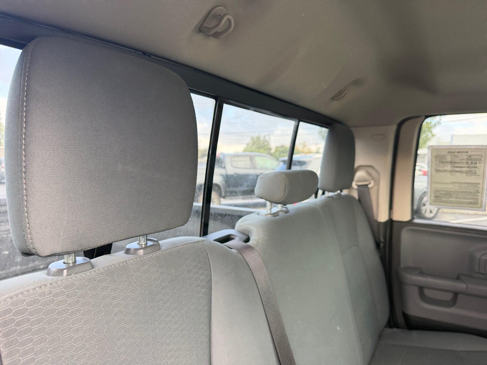 Used 2018 RAM 1500 Classic SLT AWD/4WD image 33
