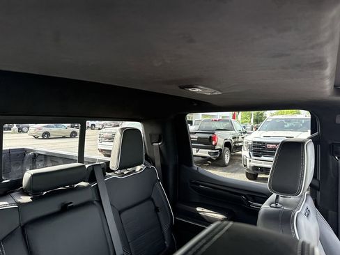Certified 2025 GMC Sierra 1500 AT4X w/ AT4X AEV Edition AWD/4WD image 14
