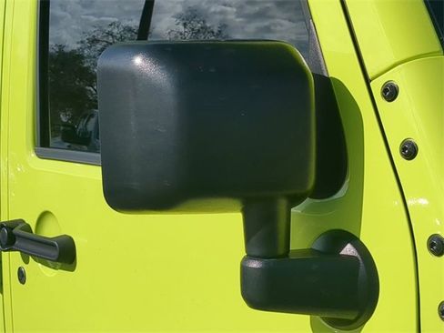 Used 2017 Jeep Wrangler Unlimited Sport w/ Max Tow Package image 12