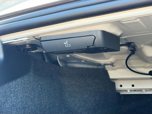 New 2026 BMW 530i xDrive w/ Premium Package image 14