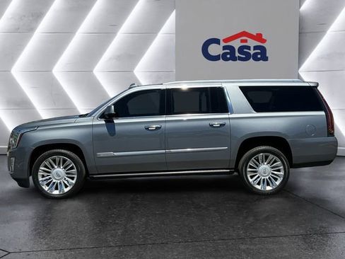 Used 2018 Cadillac Escalade ESV Platinum AWD/4WD image 4