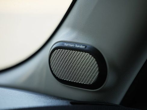 Used 2025 MINI Cooper S FWD image 40