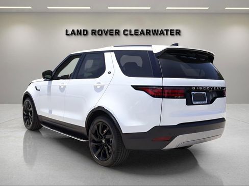 New 2025 Land Rover Discovery S AWD/4WD image 3