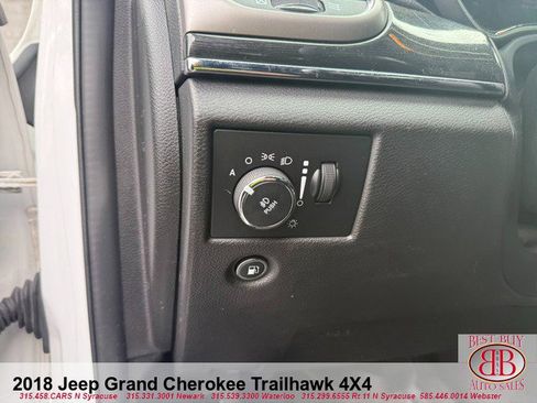 Used 2018 Jeep Grand Cherokee Trailhawk image 18