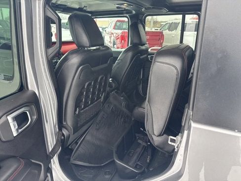Used 2020 Jeep Gladiator Rubicon image 10