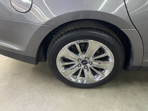Used 2011 Ford Taurus Limited w/ 302A Rapid Spec Order Code AWD/4WD image 9