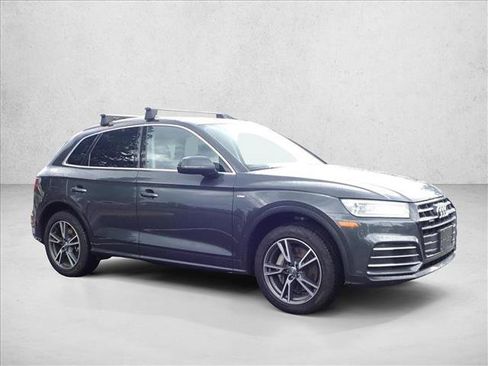 Used 2020 Audi Q5 e Premium w/ Convenience Package AWD/4WD image 15