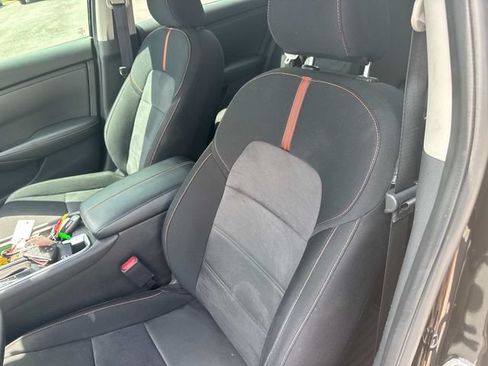 Used 2023 Nissan Sentra SR w/ Midnight Edition Package FWD image 21