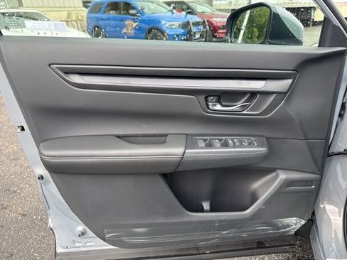 New 2026 Honda CR-V LX image 10