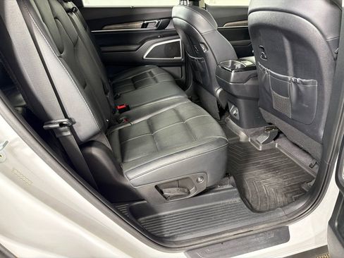 Used 2020 Kia Telluride EX w/ Towing Package image 17