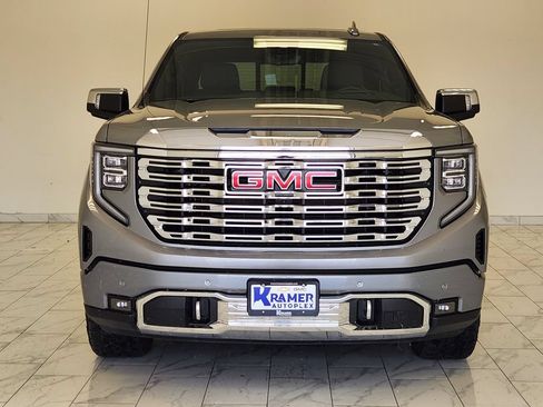 Used 2024 GMC Sierra 1500 Denali w/ Denali Reserve Package AWD/4WD image 2
