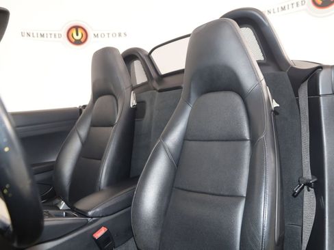 Used 2017 Porsche 718 Boxster S RWD image 64