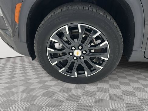 Used 2025 Chevrolet Traverse LT w/ Sun and Wheel Package AWD/4WD image 28